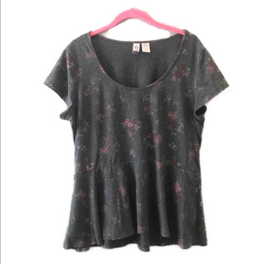 Gray Floral Peplum Tee